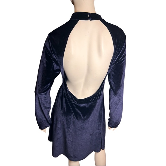 NEW Loveriche Velvet Keyhole Backless Mini Dress Size Large - Picture 7 of 14